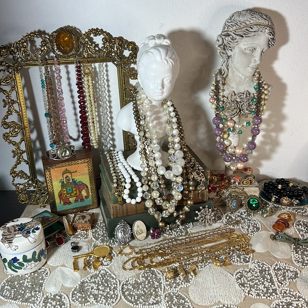 Jewelry Live Show 7/13 - Picture 6 of 13